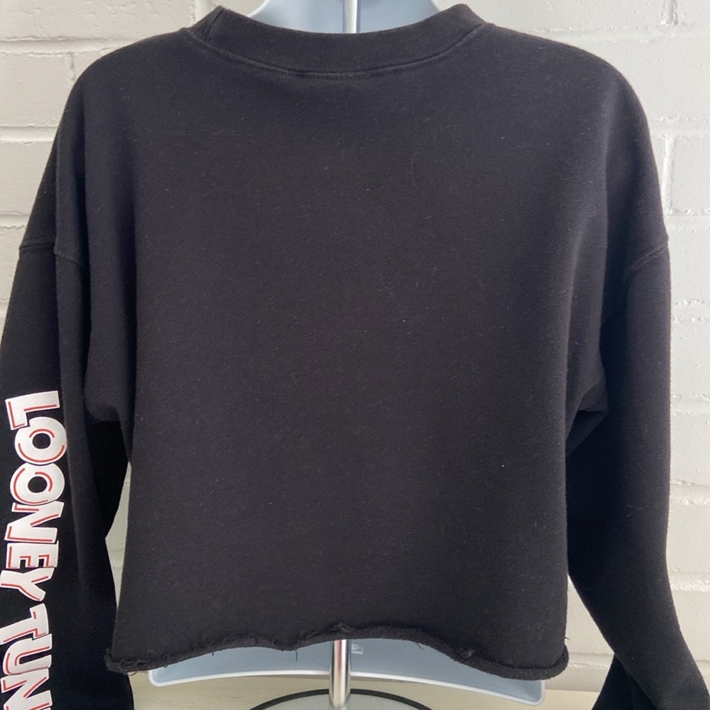 Girls Teens Looney Tunes Black Long-Sleeve Midriff Sweatshirt - Picture 2 of 6